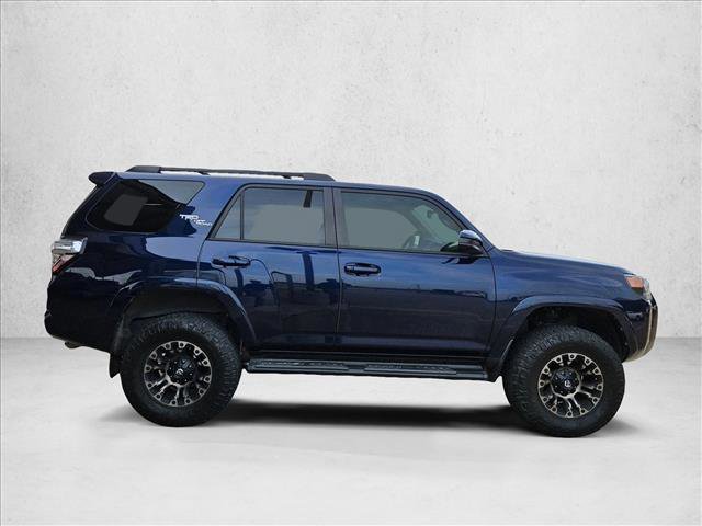 Used 2022 Toyota 4Runner TRD Off-Road AWD/4WD image 4
