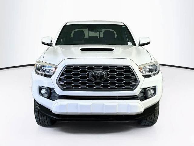 Used 2020 Toyota Tacoma TRD Sport RWD image 3