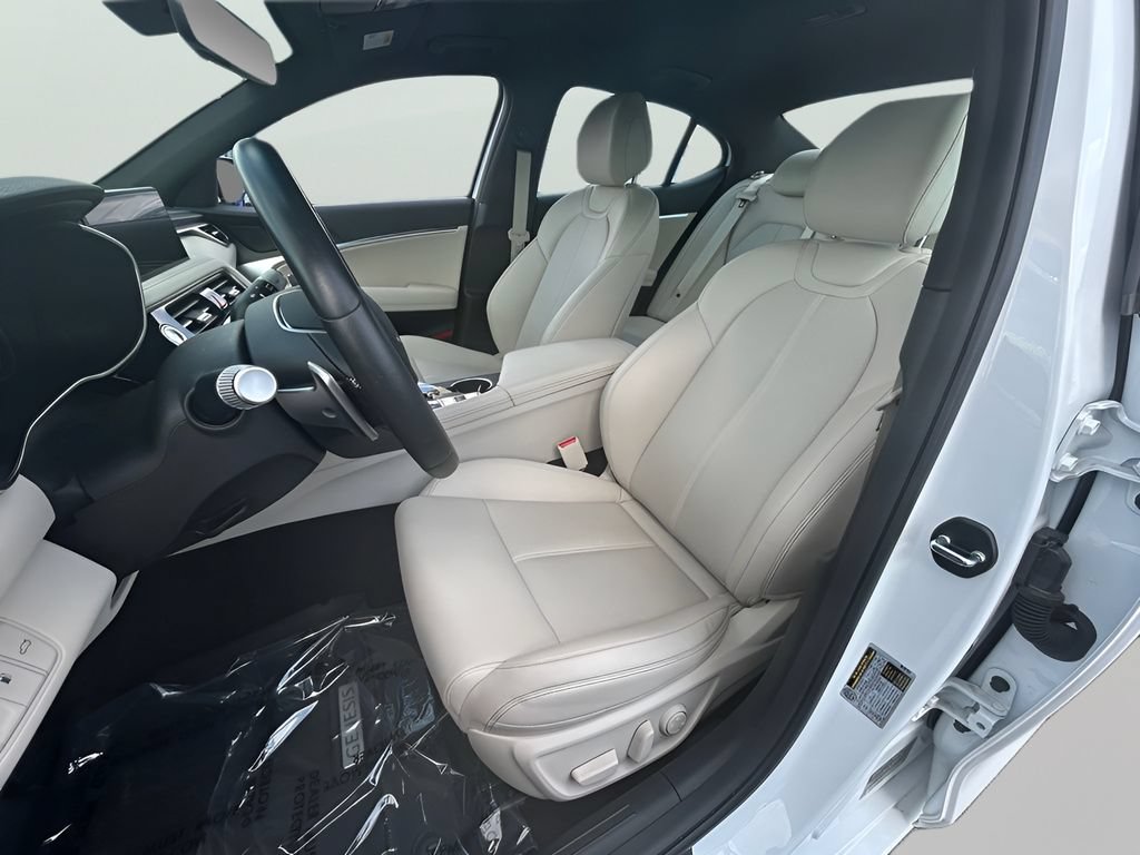 Used 2026 Genesis G70 2.5T RWD image 11