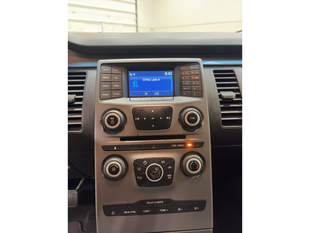 Certified 2018 Ford Flex SE FWD image 18