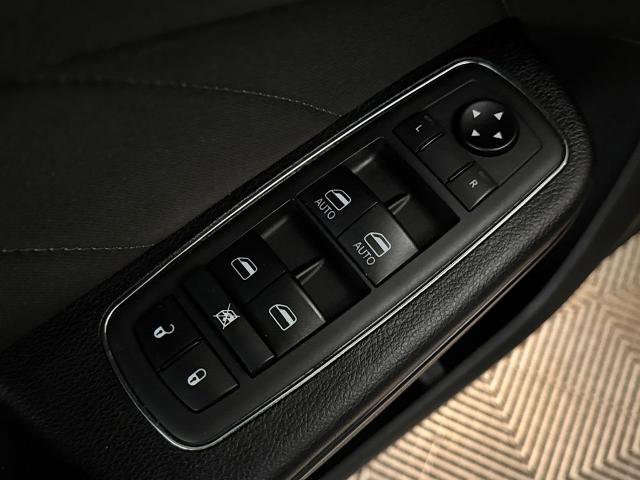 Used 2020 Dodge Charger SXT w/ Blacktop Package image 16