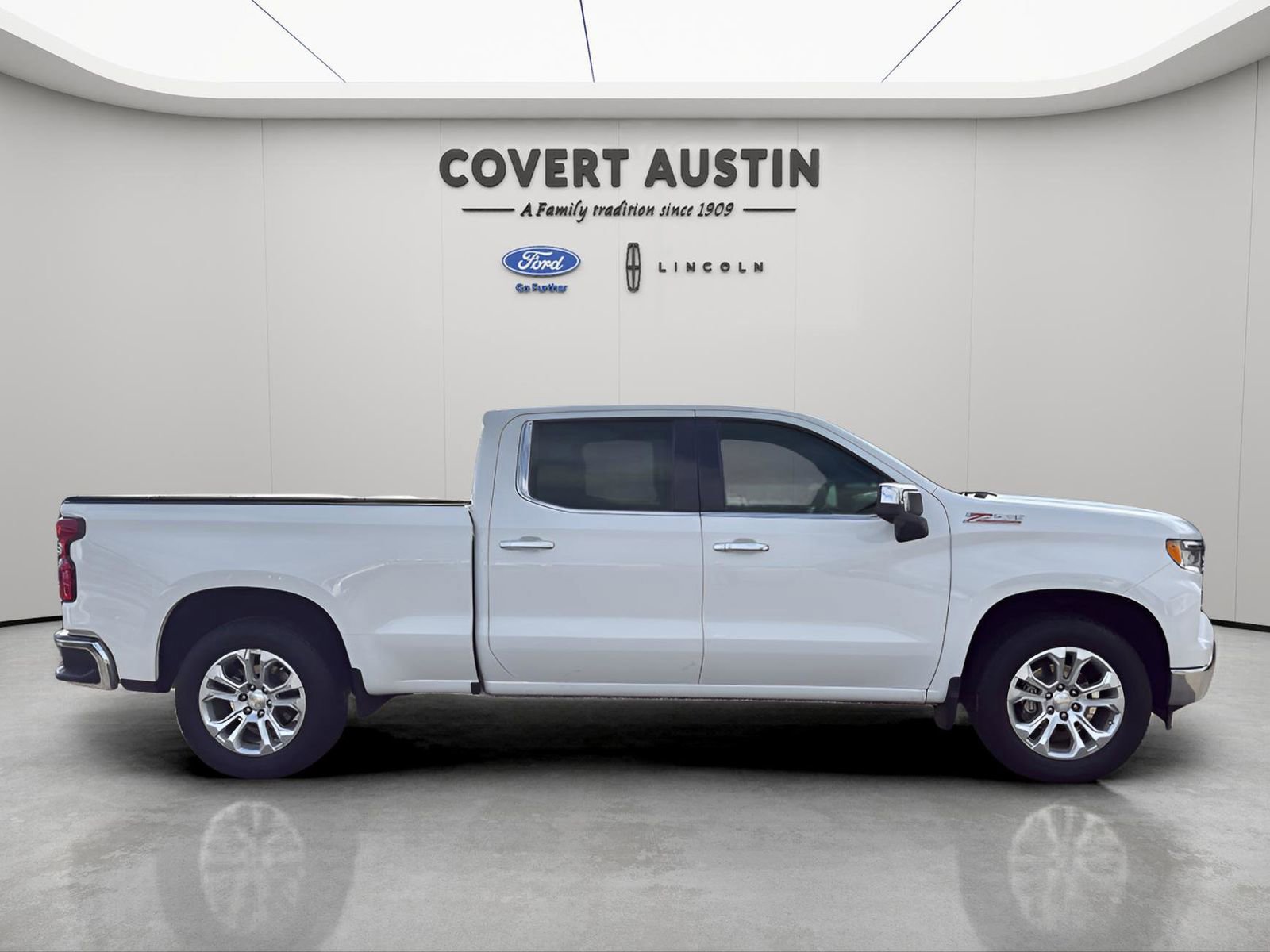 Used 2023 Chevrolet Silverado 1500 LTZ image 6