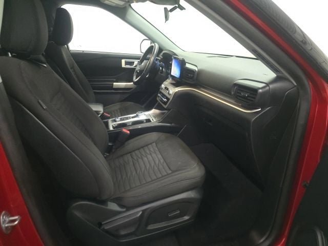 Certified 2020 Ford Explorer XLT AWD/4WD image 3