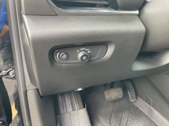 Used 2023 Chevrolet Traverse LT w/ LPO, Floor Liner Package AWD/4WD image 30