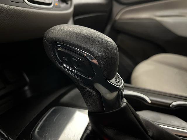 Used 2022 Chevrolet Equinox LS image 29