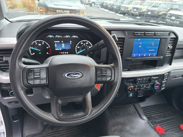 Certified 2023 Ford F550 4x4 Regular Cab Super Duty image 16