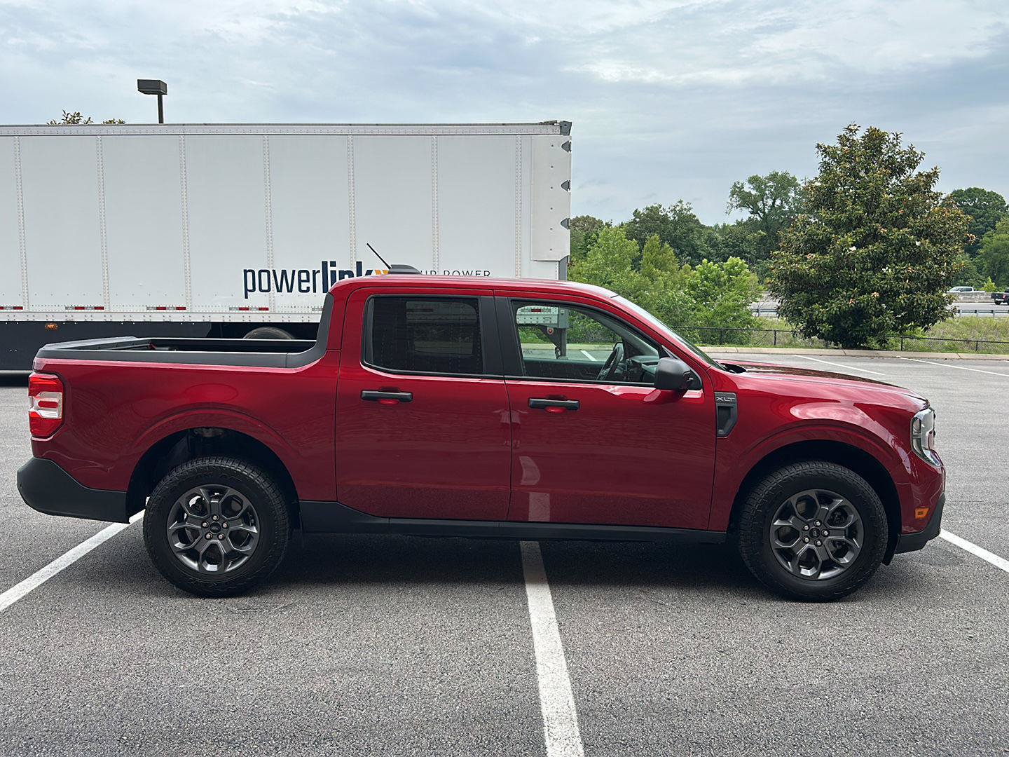 Certified 2025 Ford Maverick XLT w/ Equipment Group 301A AWD/4WD image 6