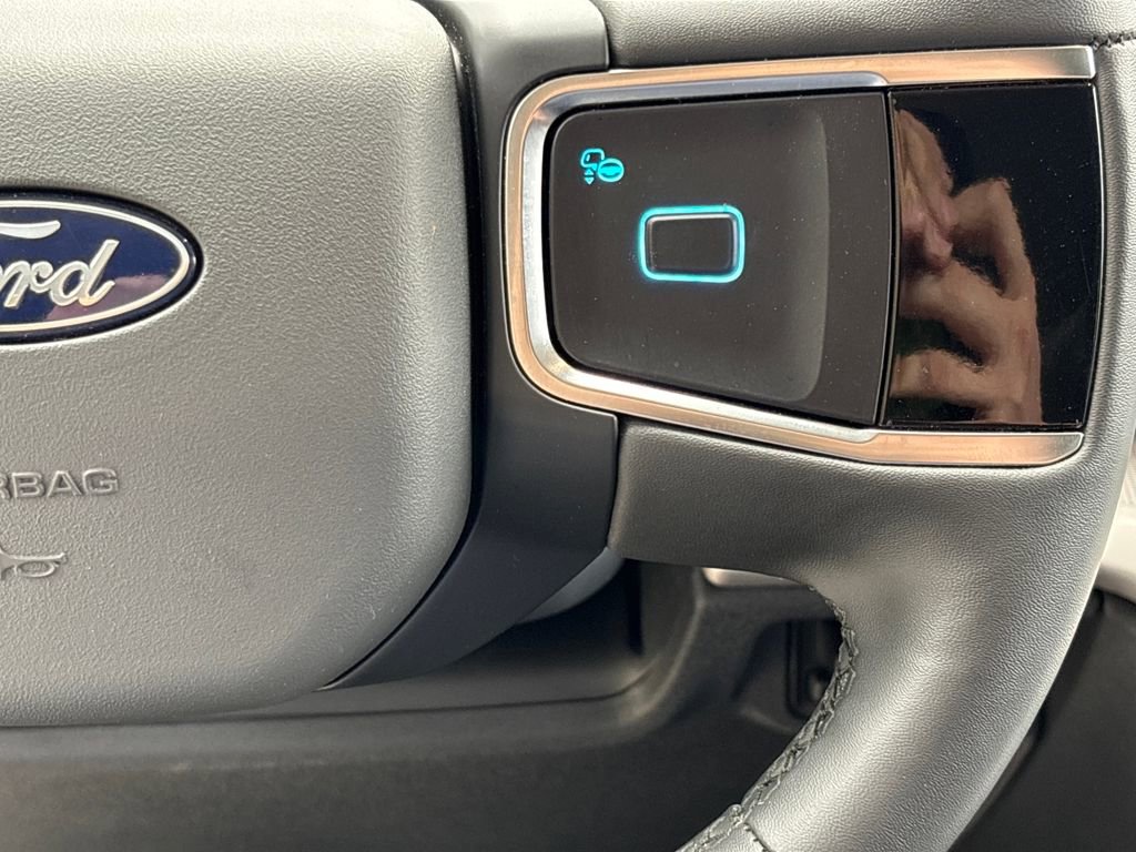 Certified 2025 Ford Expedition Max Active image 21