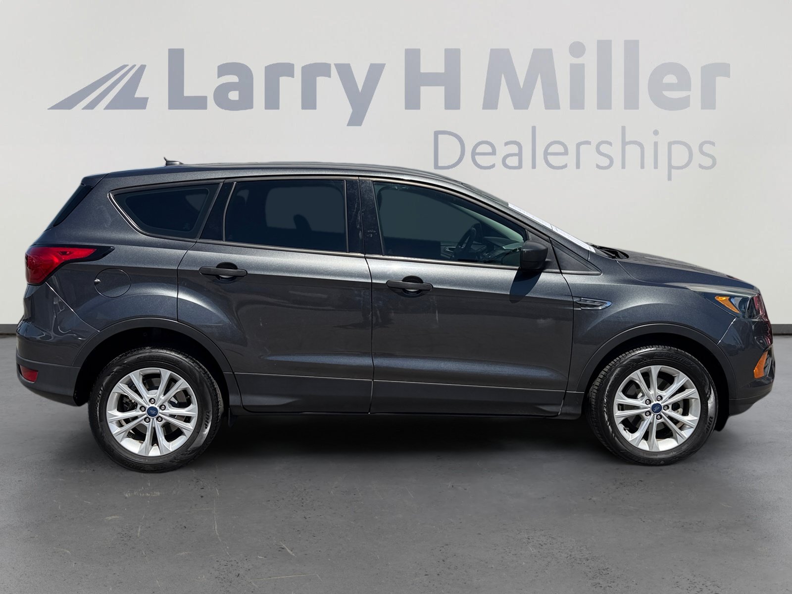 Certified 2019 Ford Escape S FWD image 6