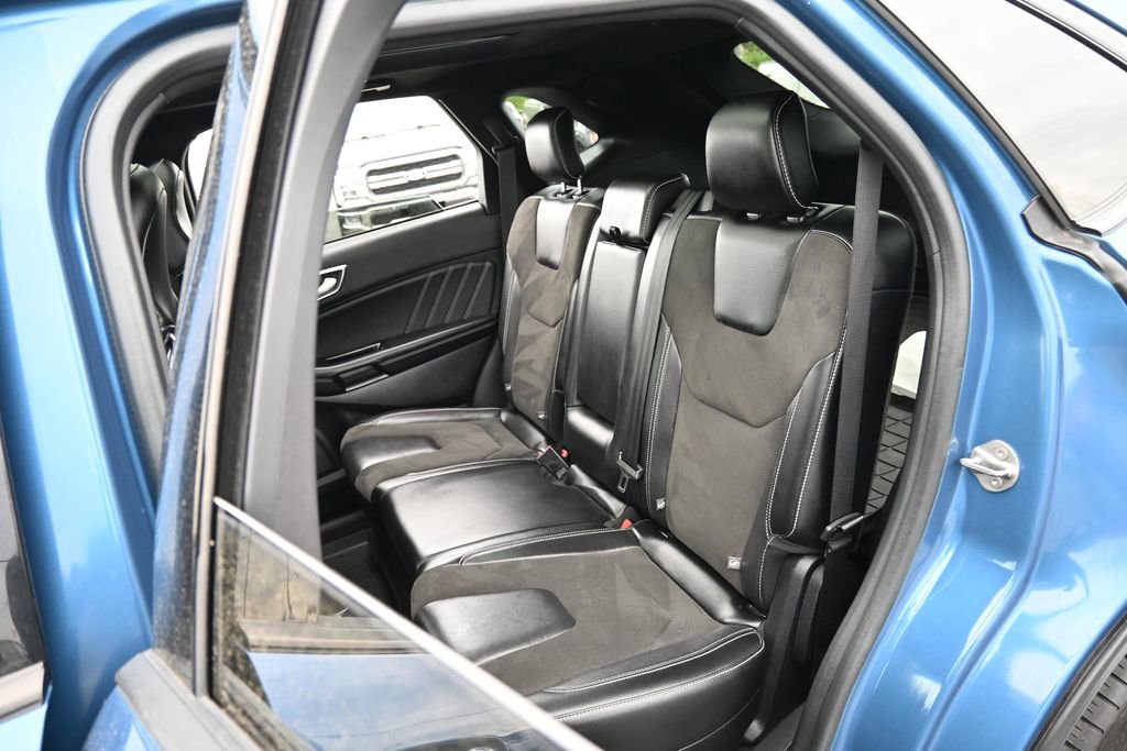 Certified 2019 Ford Edge ST w/ Equipment Group 401A AWD/4WD image 28