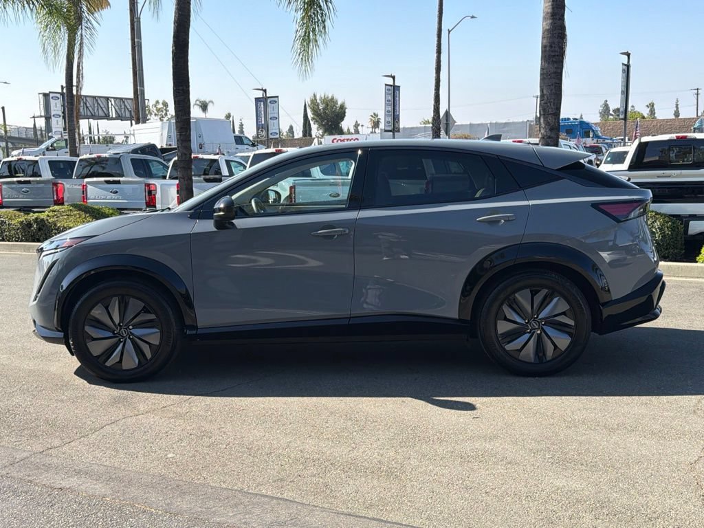 Used 2025 Nissan Ariya AWD image 7