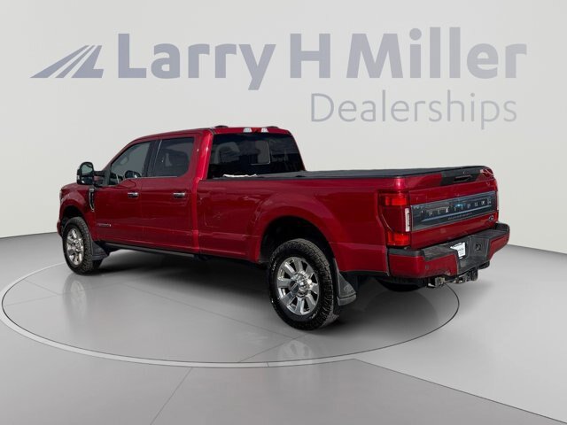 Certified 2022 Ford F350 Platinum AWD/4WD image 3