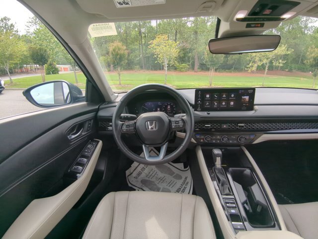 Used 2023 Honda Accord Touring image 24