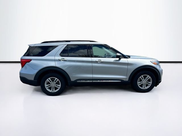 Certified 2022 Ford Explorer XLT w/ Class IV Trailer Tow Package AWD/4WD image 10