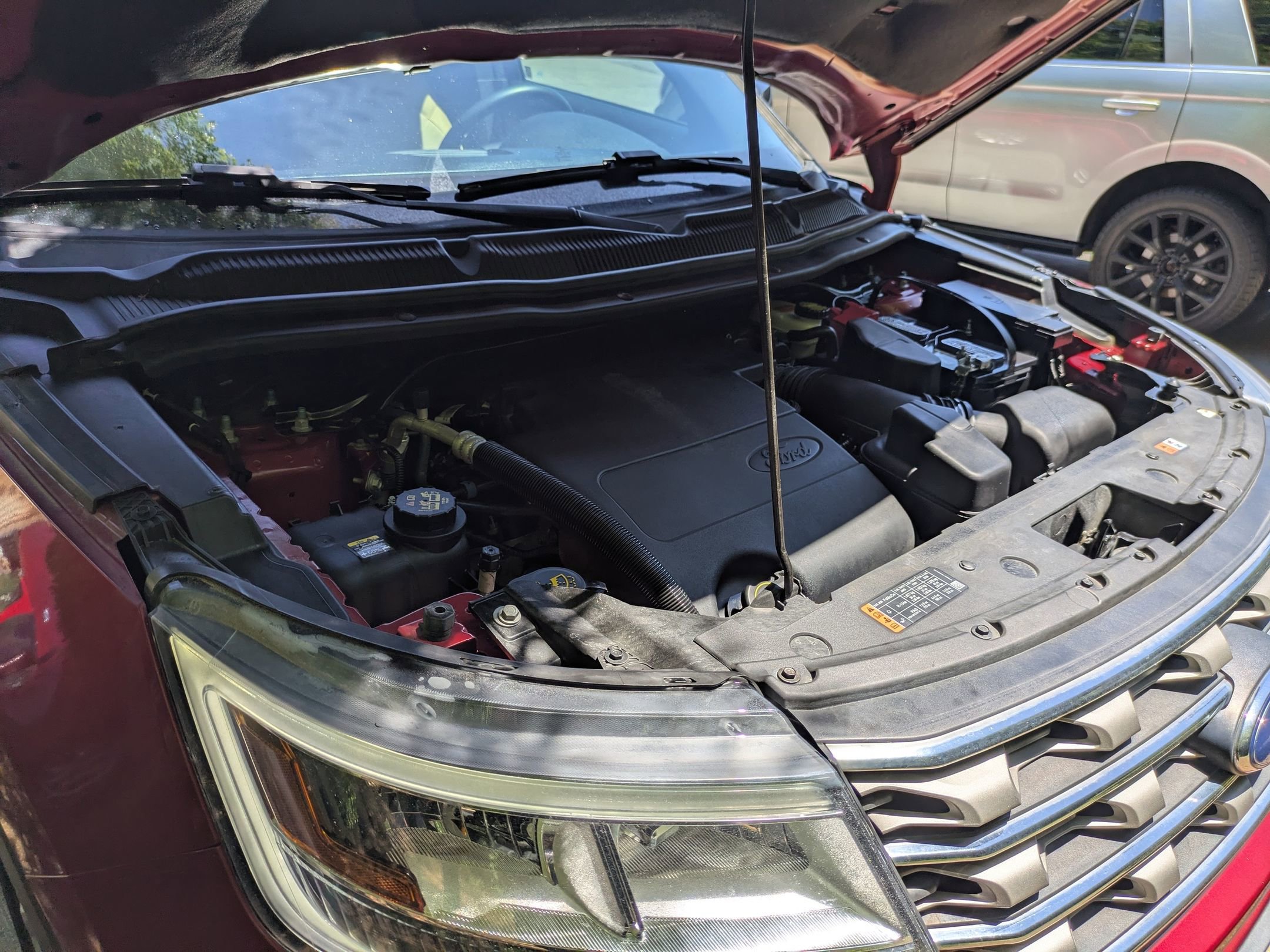 Certified 2017 Ford Explorer XLT FWD image 37