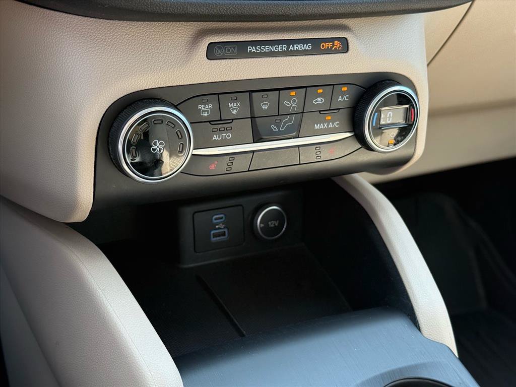 Certified 2020 Ford Escape SE AWD/4WD image 16