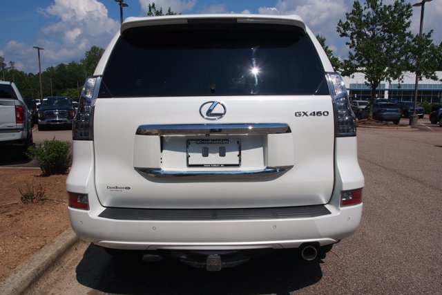 Used 2018 Lexus GX 460 Premium w/ Premium Package AWD/4WD image 6