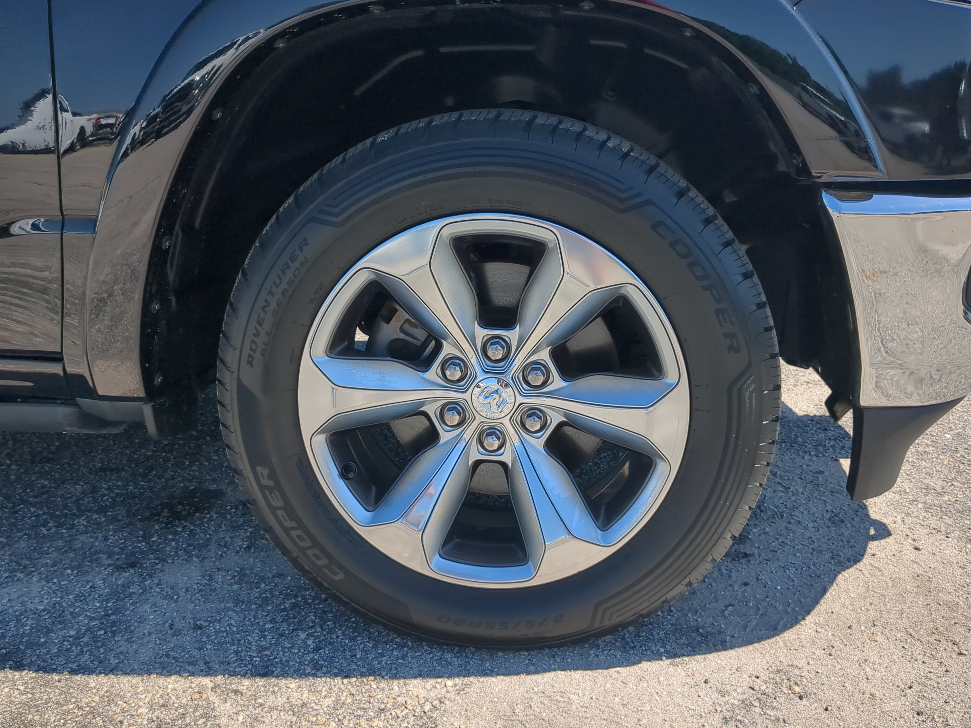 Used 2020 RAM 1500 Limited RWD image 9
