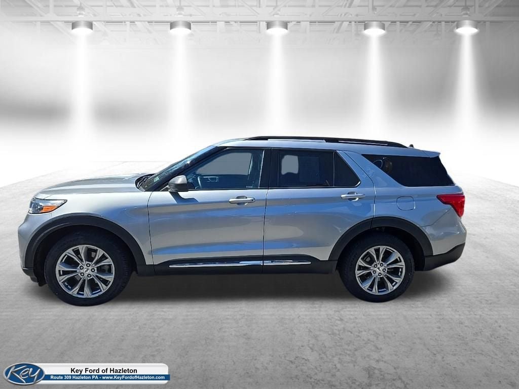 Certified 2023 Ford Explorer XLT w/ Equipment Group 202A AWD/4WD image 10