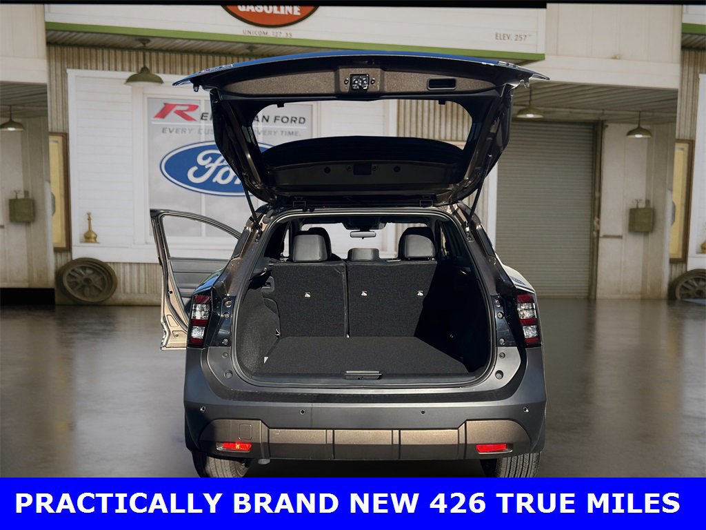 Used 2025 Nissan Kicks SR image 20