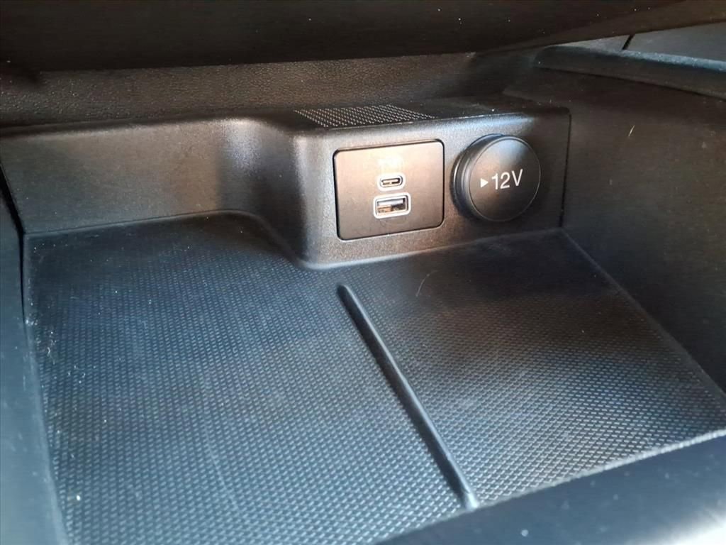 Certified 2025 Ford Escape ST-Line image 14