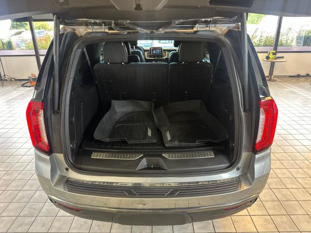 Used 2023 GMC Yukon XL AT4 w/ AT4 Premium Package AWD/4WD image 26