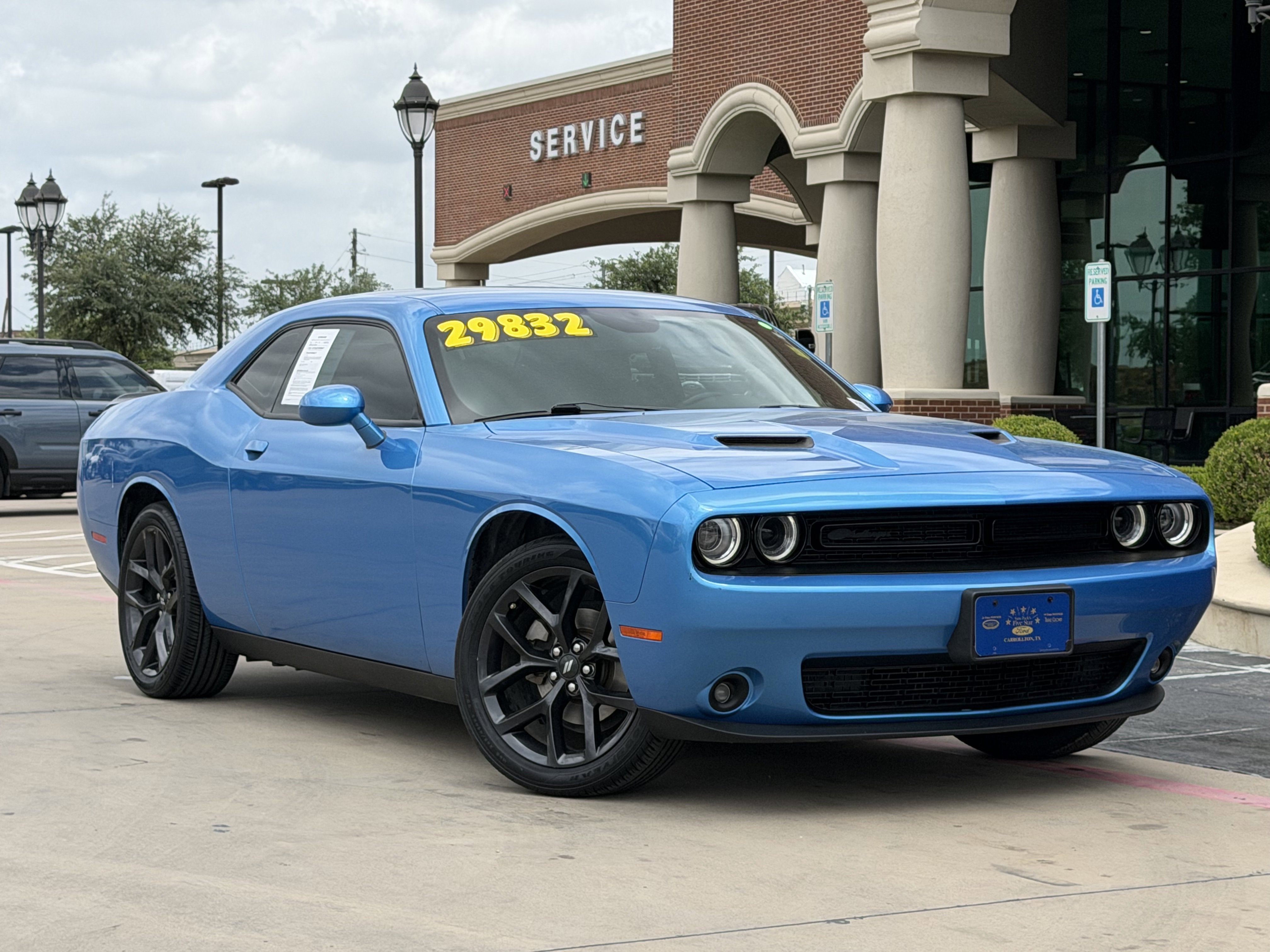 Used 2023 Dodge Challenger SXT w/ Blacktop Package RWD video 1
