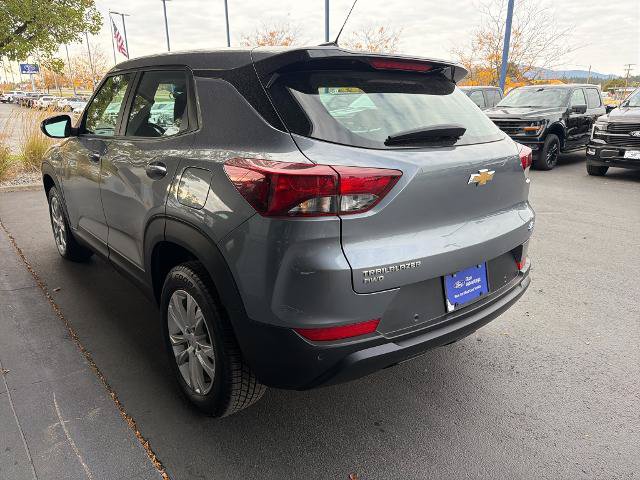 Used 2021 Chevrolet TrailBlazer LS AWD/4WD image 12