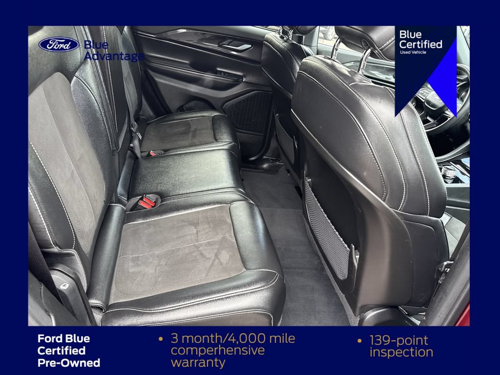 Used 2023 Jeep Grand Cherokee Altitude AWD/4WD image 14