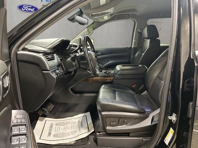 Used 2020 Chevrolet Tahoe LT w/ Z71 Midnight Edition AWD/4WD image 12