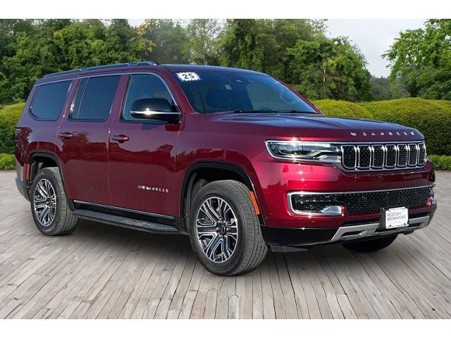 Used 2025 Jeep Wagoneer Series II AWD/4WD image 3