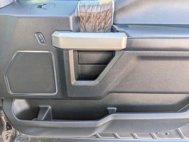 Certified 2017 Ford F250 Lariat w/ Lariat Ultimate Package image 24