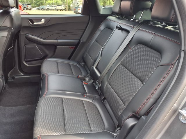 Certified 2024 Ford Escape ST-Line w/ Tech Pack #1 AWD/4WD image 8