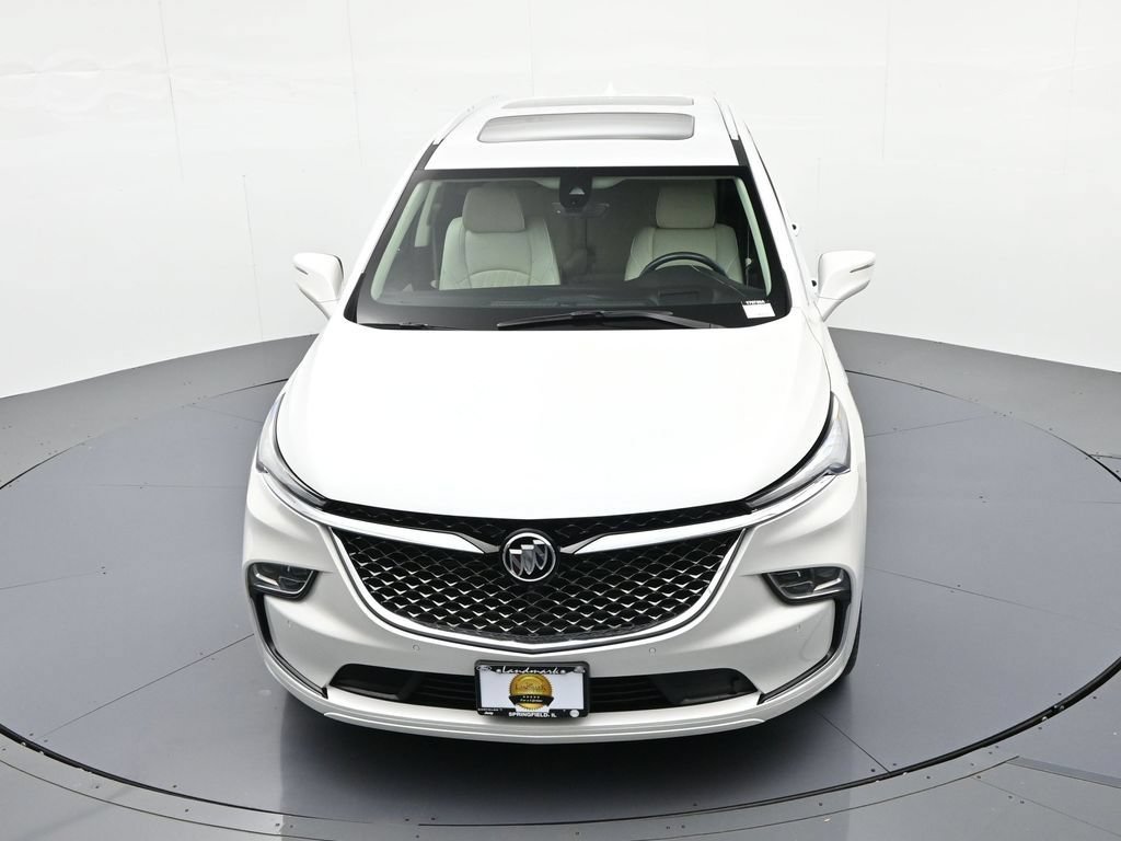 Used 2022 Buick Enclave Avenir w/ Avenir Technology Package AWD/4WD image 19