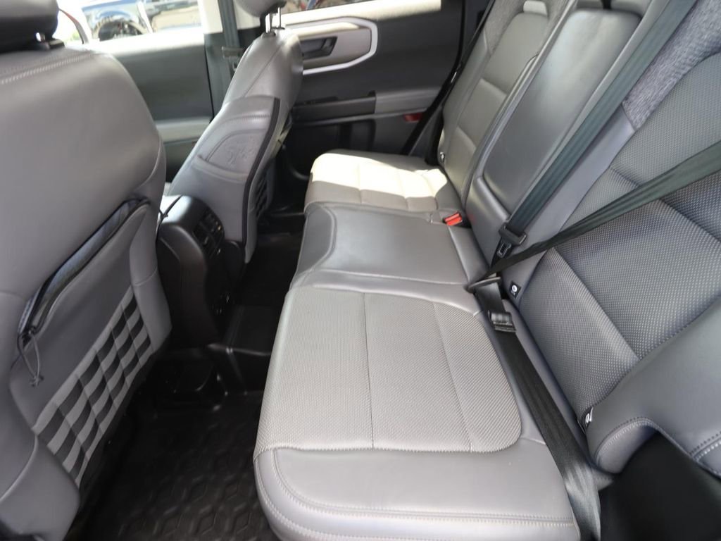 Certified 2025 Ford Bronco Sport Badlands image 9