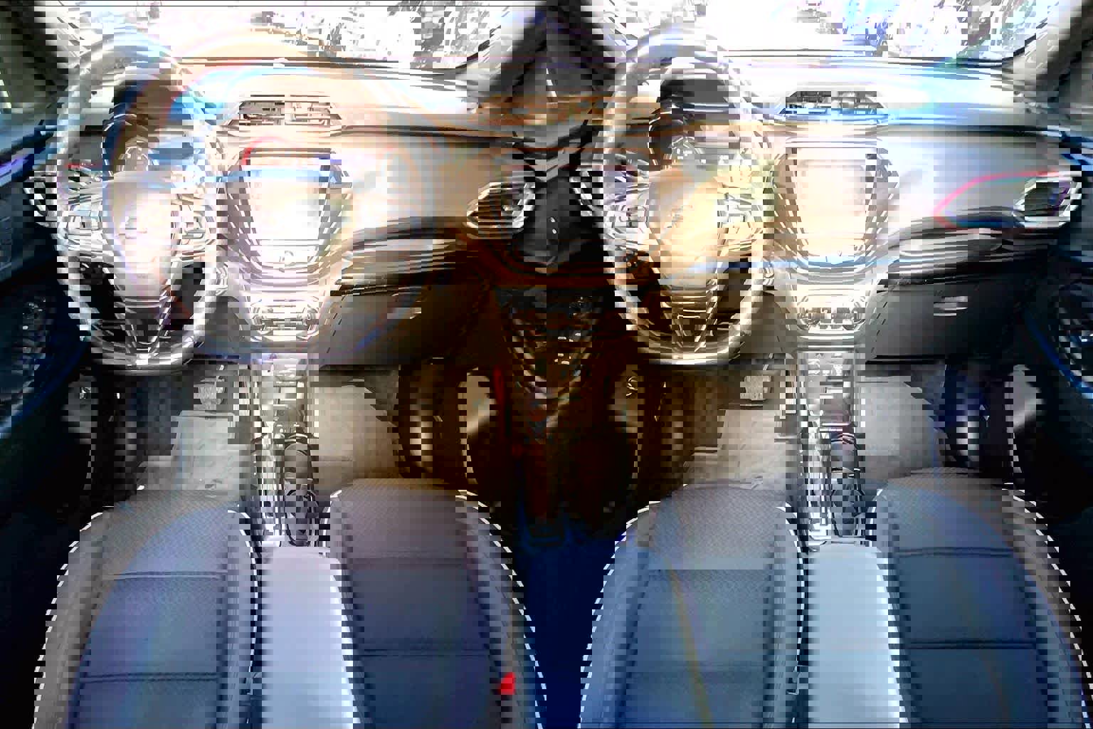 Used 2023 Chevrolet TrailBlazer RS w/ Sun and Liftgate Package image 13