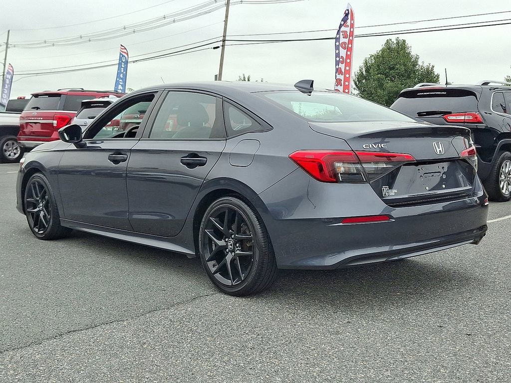 Used 2022 Honda Civic Sport image 2