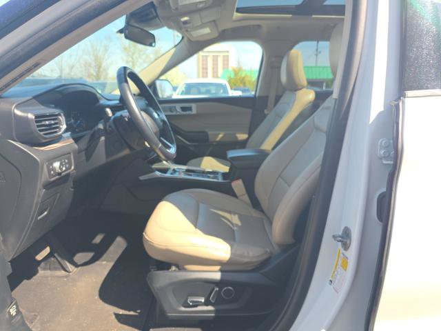 Certified 2020 Ford Explorer Limited w/ Hybrid Equipment Group 310A AWD/4WD image 8