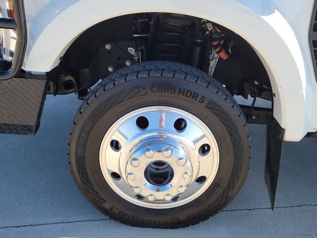 Certified 2026 Ford F450 Platinum w/ FX4 Off-Road Package AWD/4WD image 14