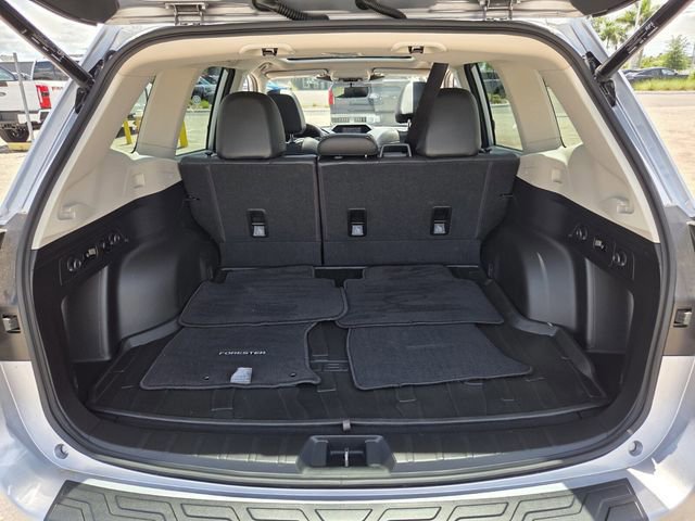 Used 2023 Subaru Forester Limited w/ Popular Package #2 AWD/4WD image 17