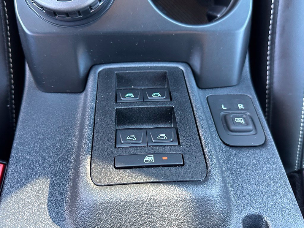 Certified 2026 Ford Bronco Outer Banks w/ Sasquatch Package AWD/4WD image 33