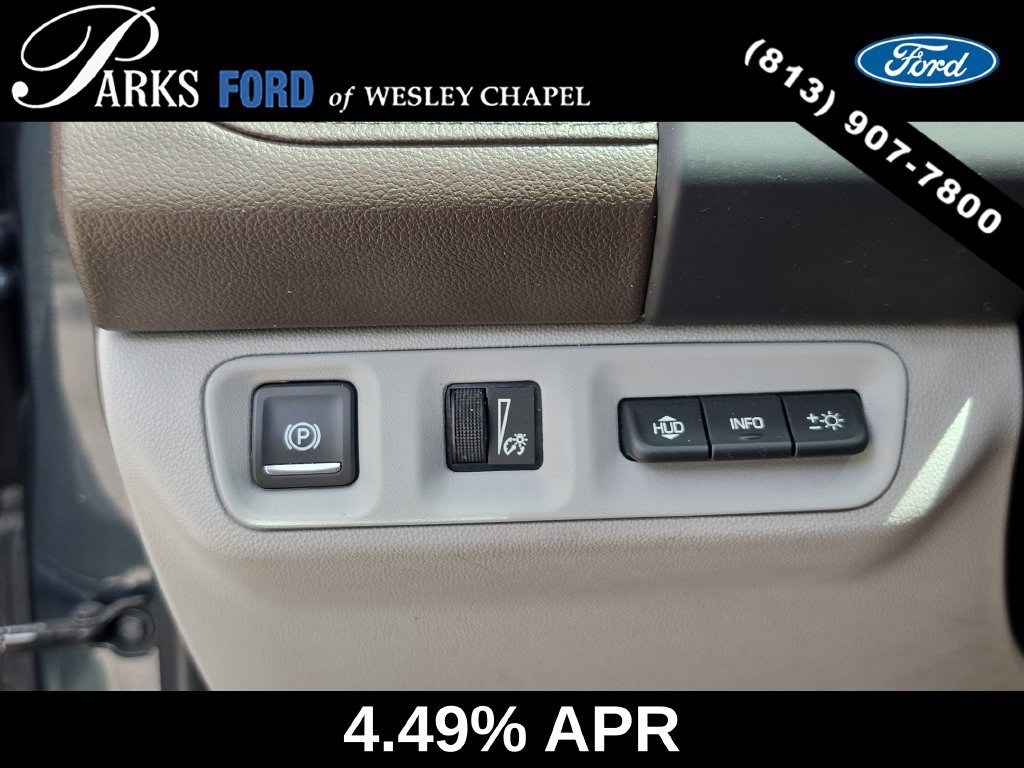Used 2020 GMC Acadia SLT w/ Driver Alert Package II FWD image 28