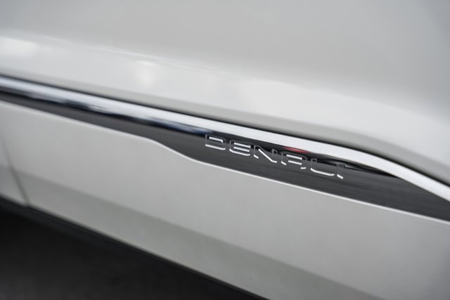 Used 2020 GMC Acadia Denali w/ Technology Package image 20