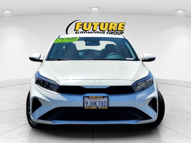 Used 2023 Kia Forte LXS w/ LXS Technology Package FWD image 2
