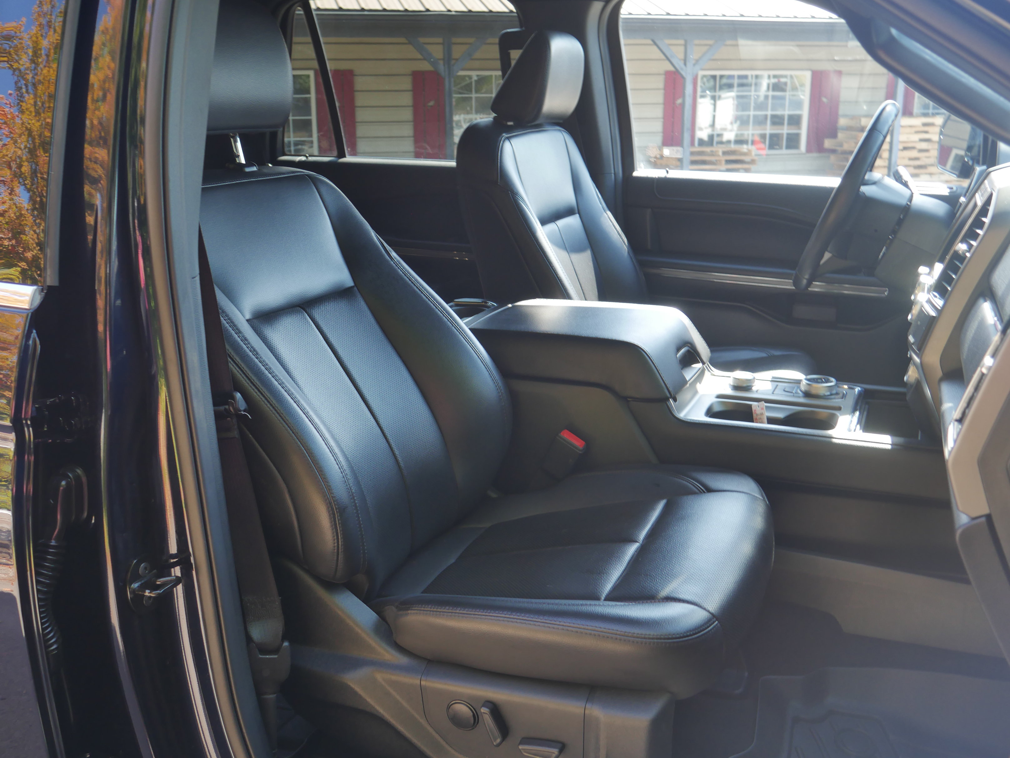 Certified 2021 Ford Expedition XLT AWD/4WD image 17
