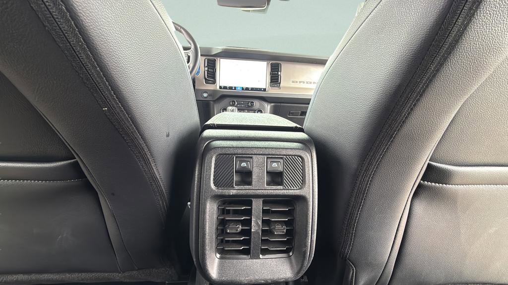 Certified 2025 Ford Bronco Outer Banks AWD/4WD image 41
