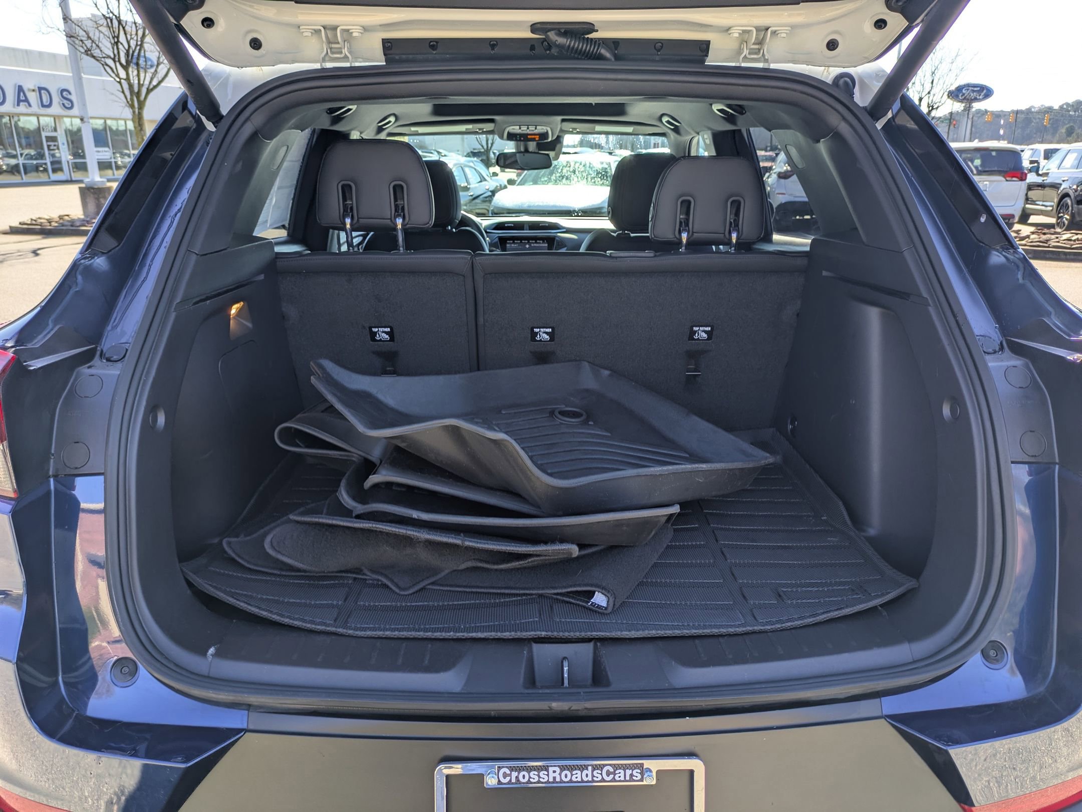 Used 2023 Chevrolet TrailBlazer ACTIV w/ Sun and Liftgate Package image 32