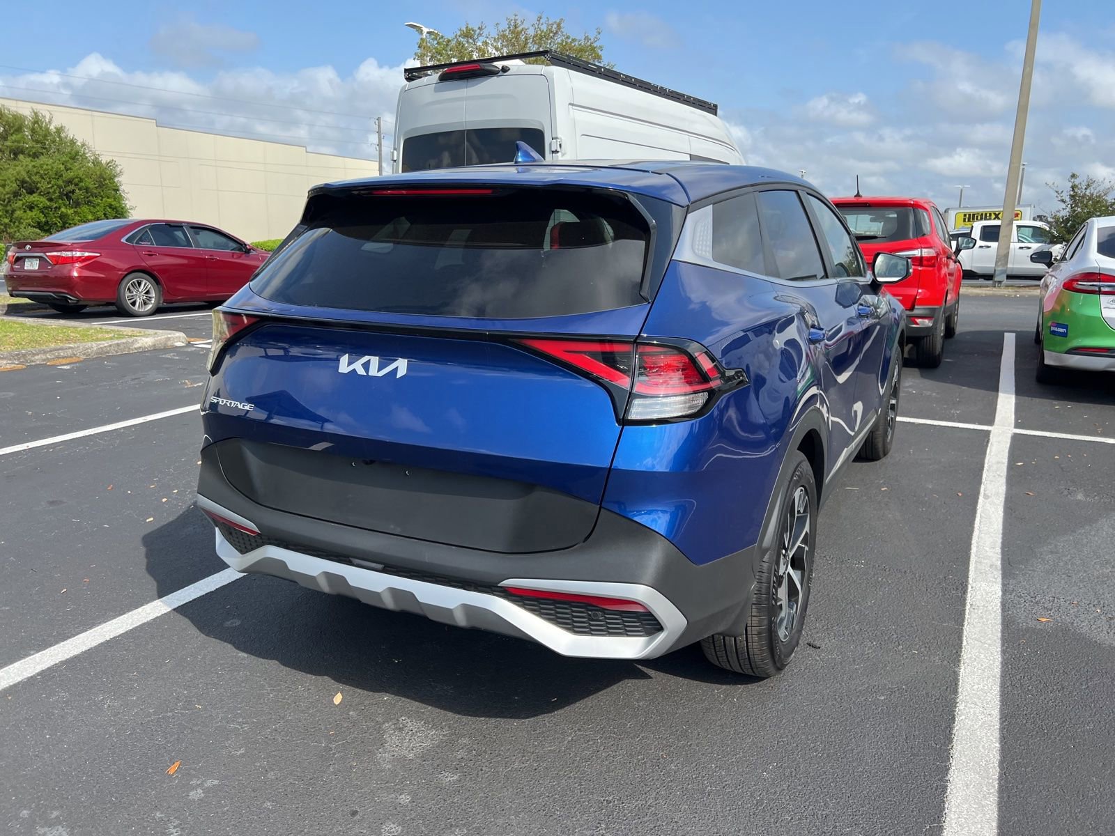 Used 2025 Kia Sportage EX image 15