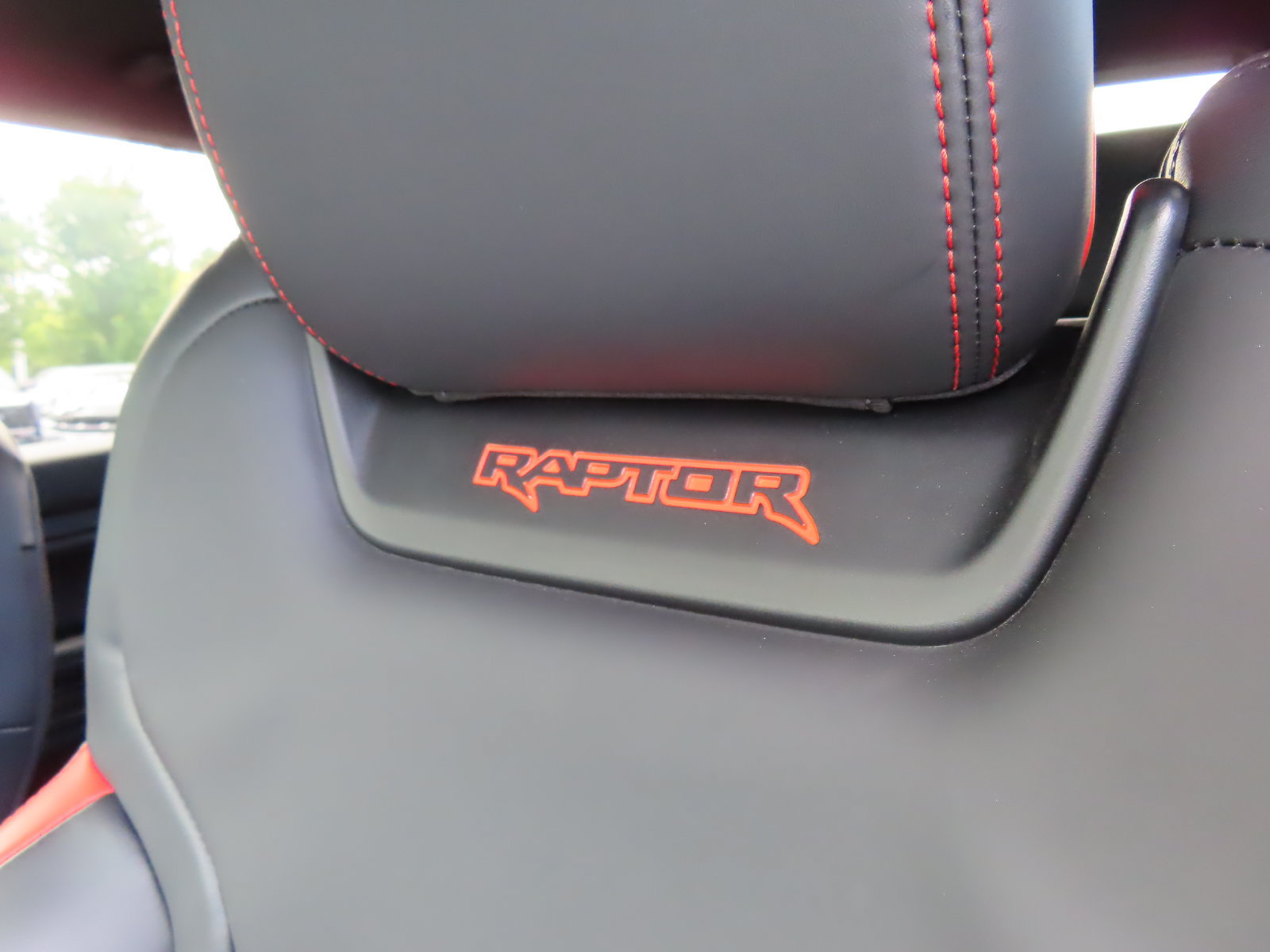 Certified 2025 Ford Ranger Raptor AWD/4WD image 34