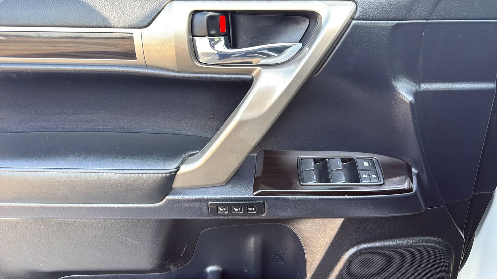 Used 2018 Lexus GX 460 w/ Navigation Package AWD/4WD image 9
